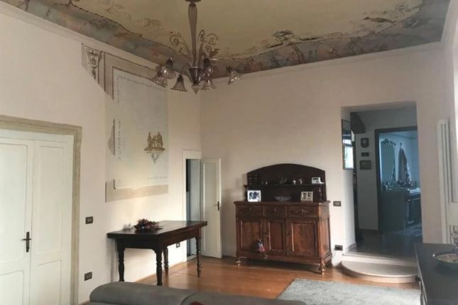 Villa for sale in Verona, Veneto, 37100, Italy
