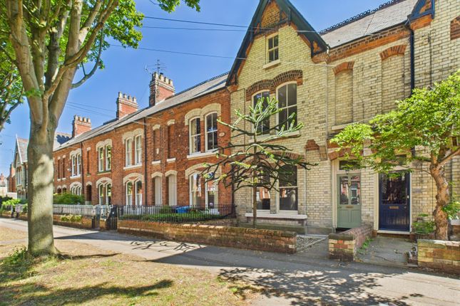 5Â Bedroom Terraced For Sale