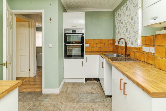 21, Wordsworth Drive, Milton Keynes photo 2