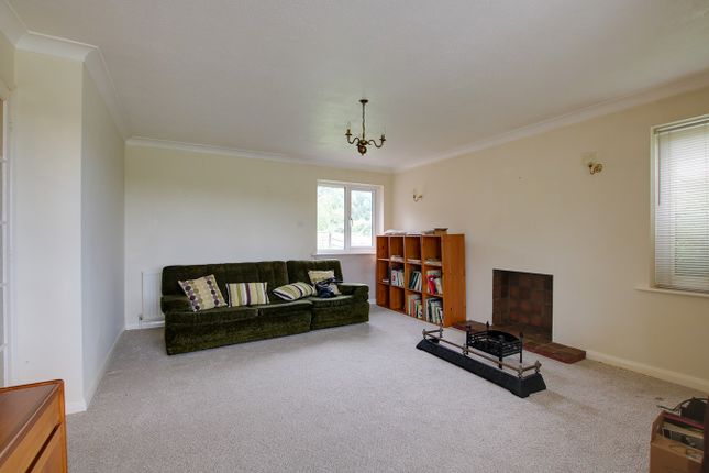 Bungalow for sale in Toms Lane, Linwood, Ringwood