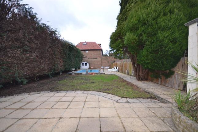 Detached house to rent in Penhurst Gardens, Edgware, Middlesex