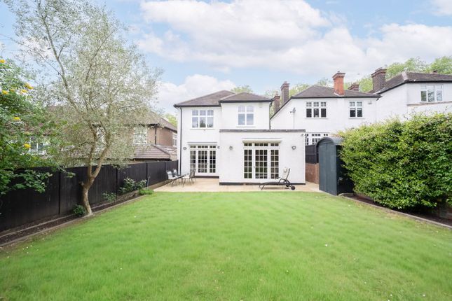 16, Parkside, London photo 3