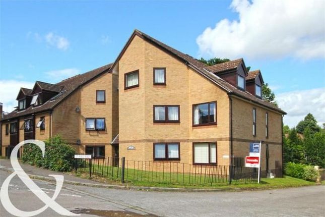 Thumbnail Flat to rent in St James Court, Harpenden