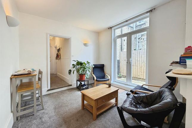41, Rous Road, Newmarket photo 3