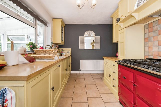 Bungalow for sale in Alexandra Road, Hedge End, Southampton