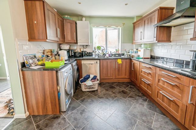 52, Orchards Way, Birmingham photo 5