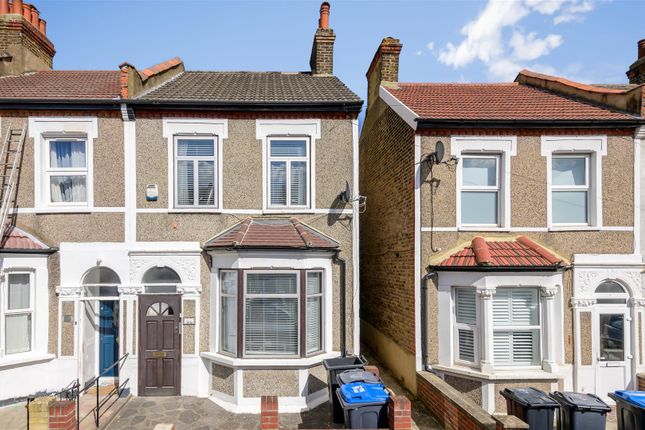 End terrace house for sale in Westgate Road, London