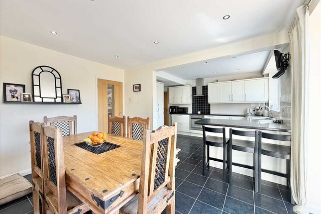 61, Musters Road, Nottingham photo 2