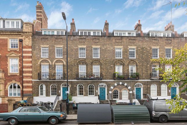 2-bed flat on 33A, New North Road, London, £475,000