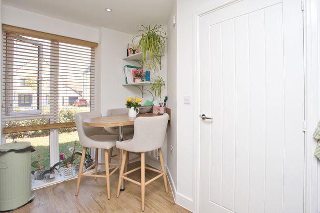 6, Grenadier Drive, Kent photo 4