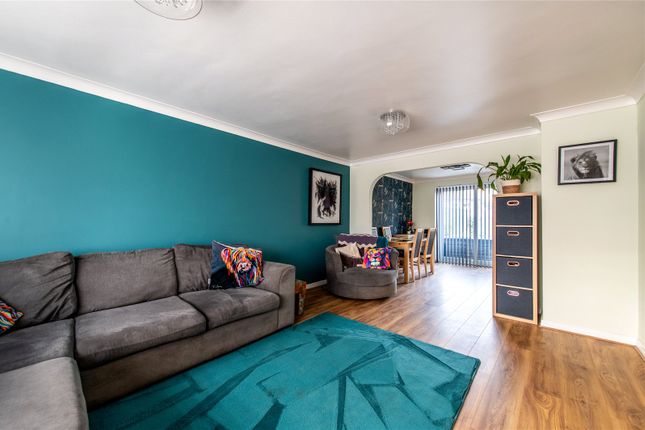 26, Burkeston Close, Kemsley photo 2