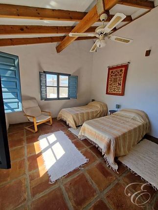Country house for sale in Viñuela, Axarquia, Andalusia, Spain