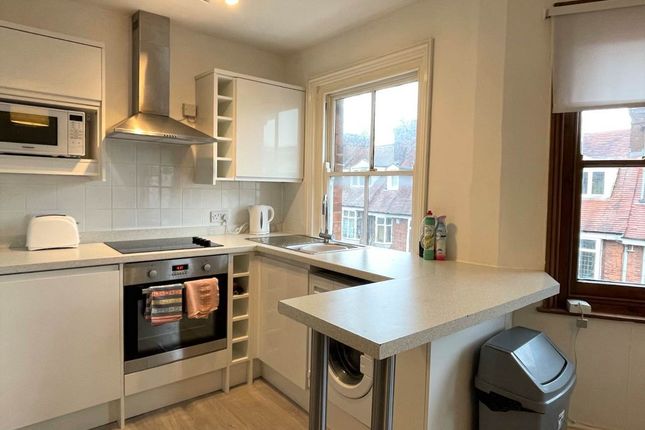 Flat for sale in Lime Hill Road, Tunbridge Wells, Kent