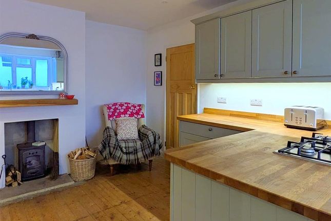 33, Southdown Avenue, Eastbourne photo 4