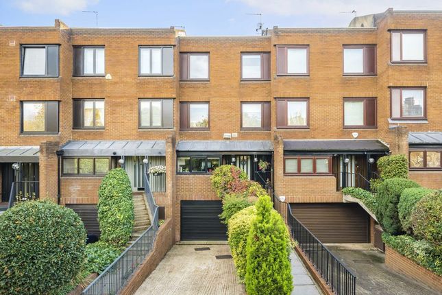 Walham Rise, London photo 2