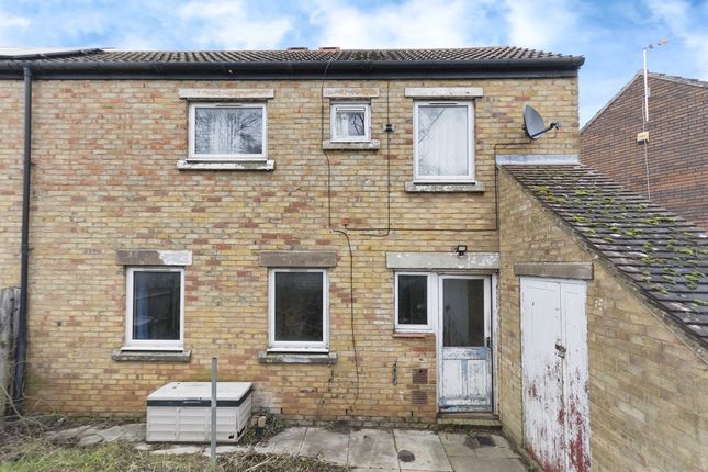 Terraced house for sale in Cissbury Road, Northampton