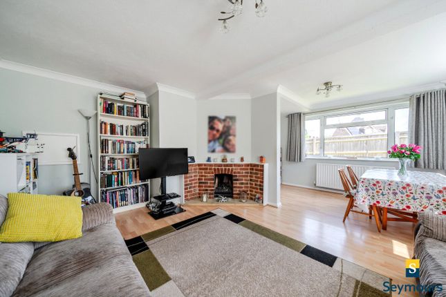45, Tillingbourne Road, Guildford photo 2