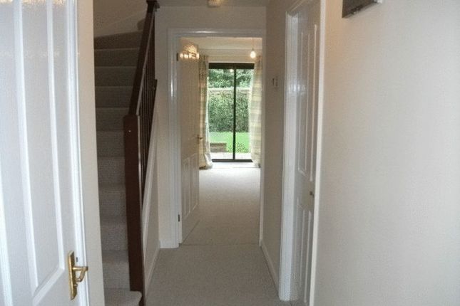 28, Tweed Drive, Didcot photo 5