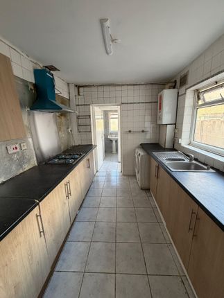 23, Gooseley Lane, London photo 5