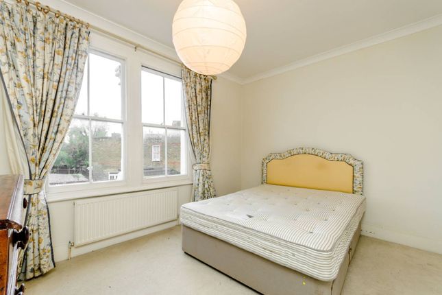 Thumbnail Flat to rent in Lydden Grove, Earlsfield, London