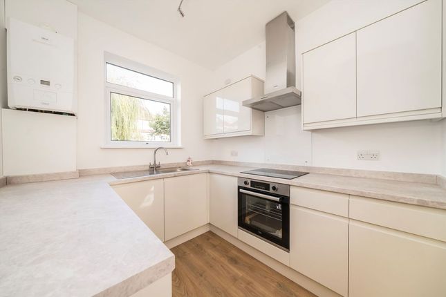 Avondale Crescent, Ilford photo 5