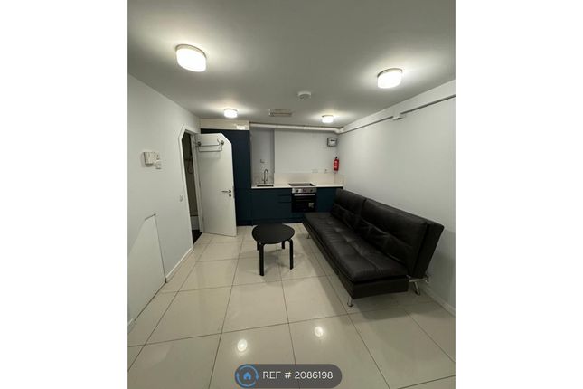 Thumbnail Flat to rent in Voss Street, London