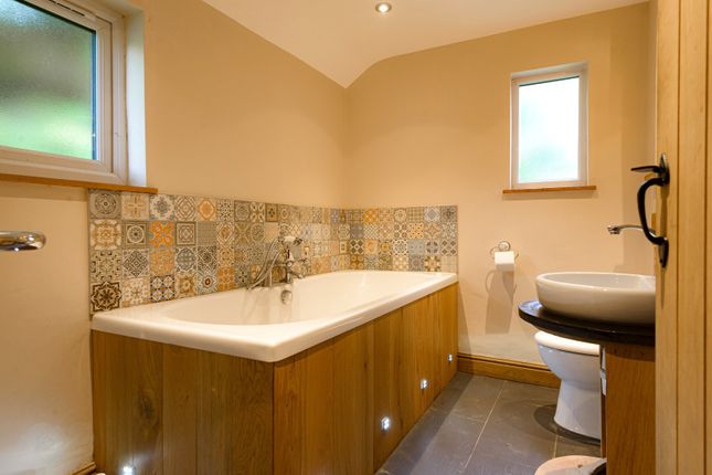 Highly Desirable Smallholding Property