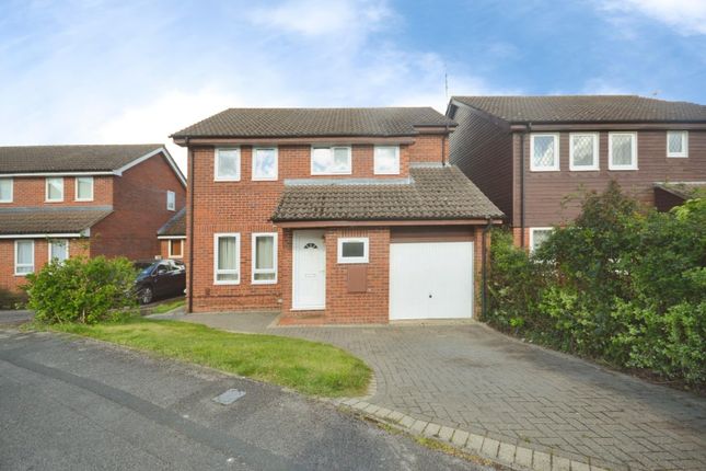 4-bed house on 21, Beaconsfield Way, Reading, £550,000