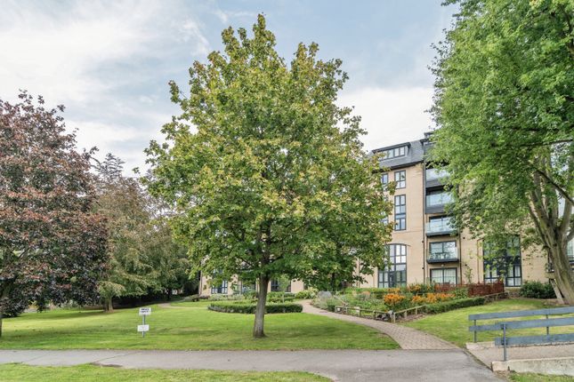 Flat for sale in The Causeway, Chelmsford