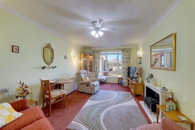 Flat 46, Penrith Court Broadwater Street East, Worthing photo 2