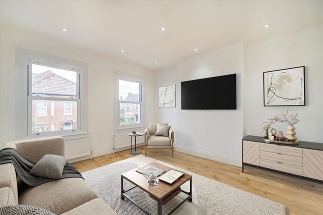 246, Sellincourt Road, London photo 2