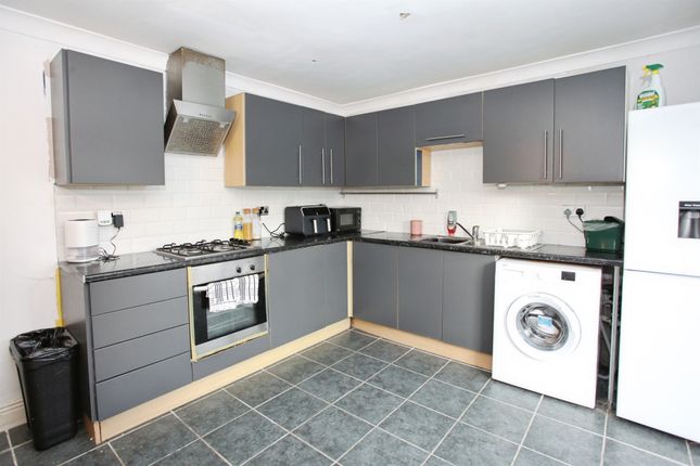 2, Sir Ivor Road, BLACKWOOD photo 3