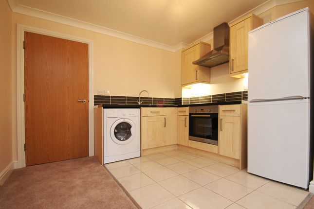 Kestrel Road, Chatham photo 4