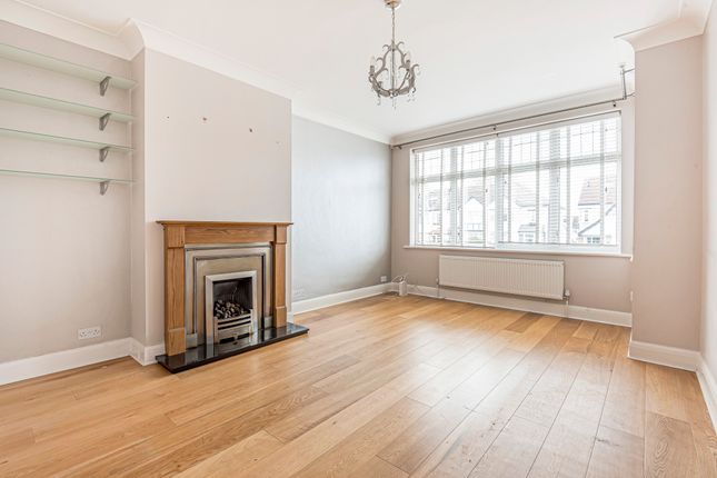 198, West Wickham photo 4
