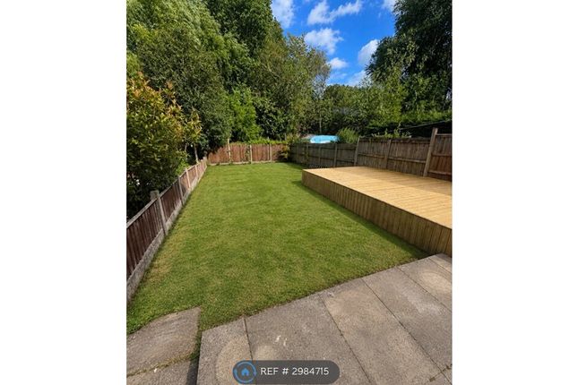 Marians Drive, Ormskirk photo 2
