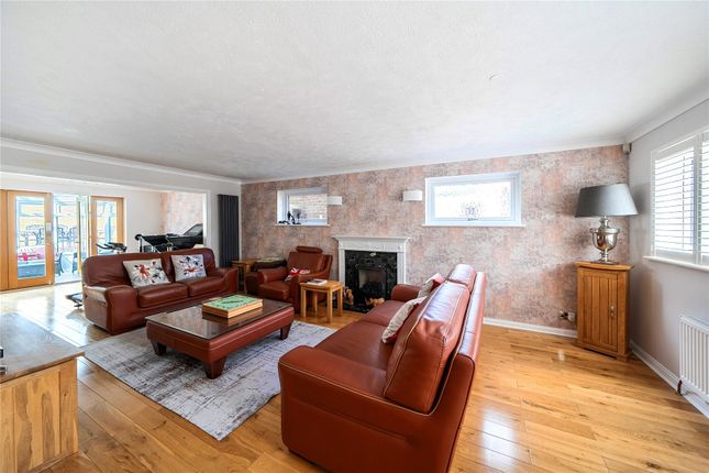 3, Farrers Place, Croydon photo 4