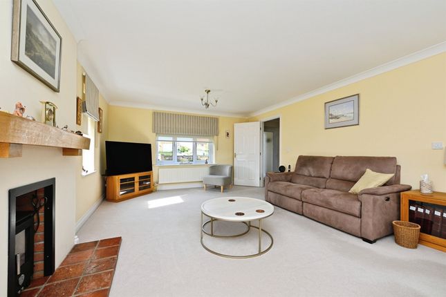 14, Windmill Hill, KING'S LYNN photo 3