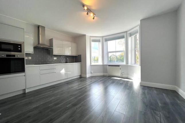 Flat to rent in Woodbridge Road, Guildford