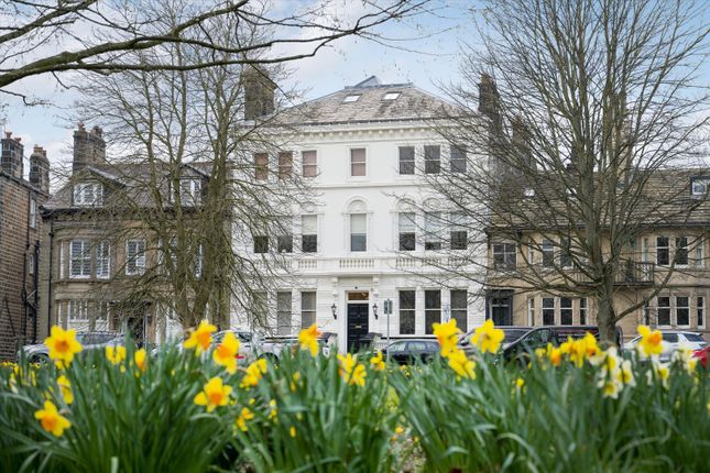 Thumbnail Flat for sale in Park Parade, Harrogate, North Yorkshire