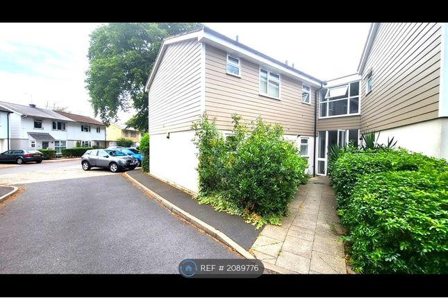 Thumbnail Flat to rent in Englefields, Sunbury-On-Thames