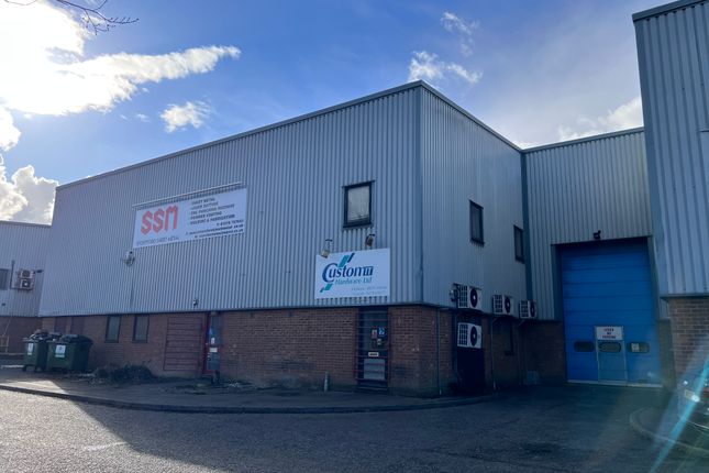 Thumbnail Warehouse to let in London Road, Bishop's Stortford