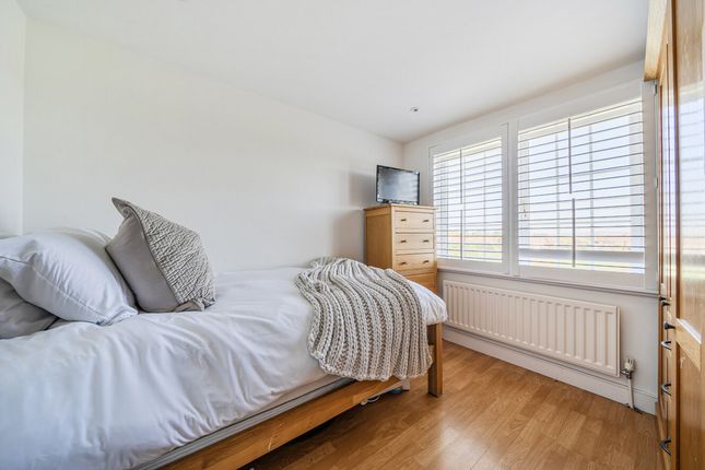 168, Brockley Rise, London photo 4