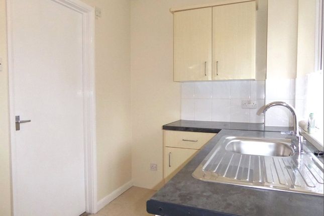 14, Pytchley Close, Luton photo 2