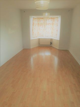 Thumbnail Flat to rent in Flat 2, Cypress Lodge, 72 Brent View Road, London