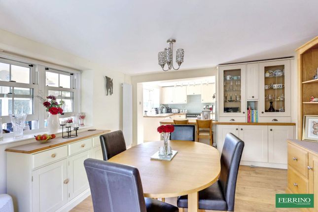 Lydia Cottage, Parkend Road, Lydney photo 3