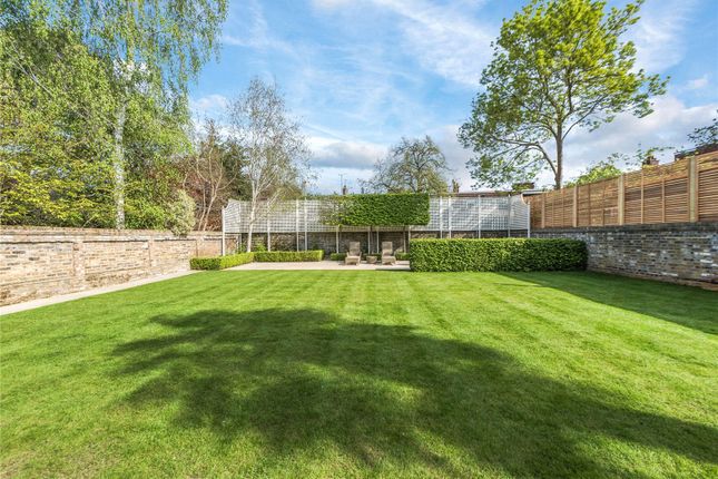 17, Lichfield Road, Surrey photo 2