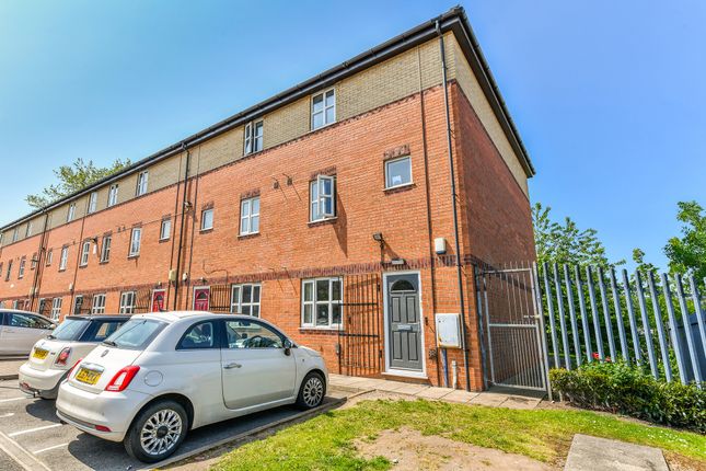 End terrace house to rent in Southey Street, Nottingham