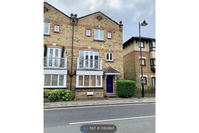 Thumbnail Semi-detached house to rent in Kings Road, Windsor
