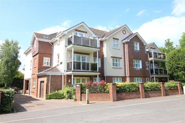 Thumbnail Flat for sale in Elizabeth House, Whitefield Road, New Milton, Hampshire
