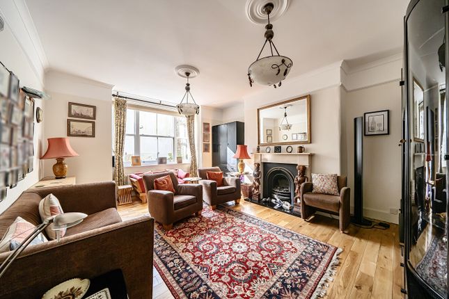 Flat 1, 20, Hampstead Hill Gardens, Hampstead photo 2
